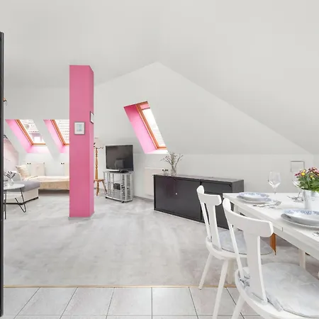 Centrum Ratuszowa Pink By Renters Kołobrzeg