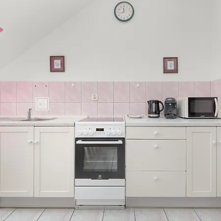 Apartamento Centrum Ratuszowa Pink By Renters *